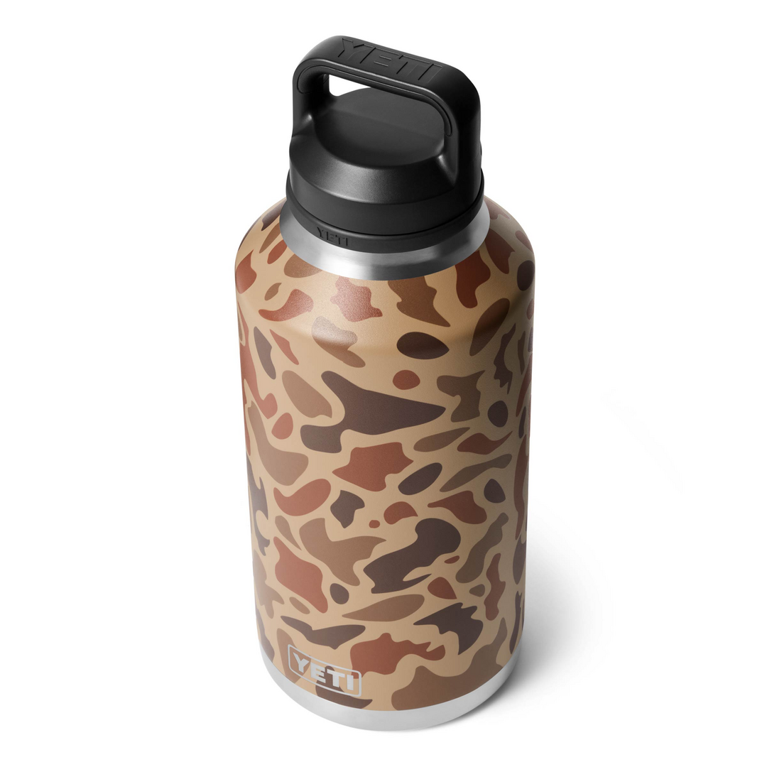 YETI Rambler 64 oz Bottle with Chug Cap - Wetlands Camo