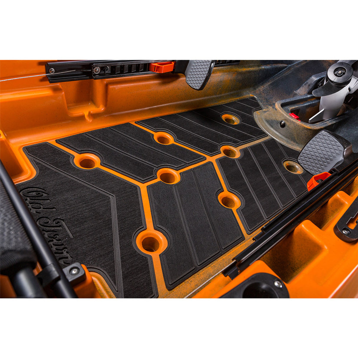 Old Town Sportsman AutoPilot 136