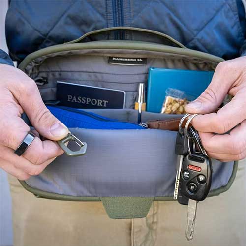 YETI Ranchero 4L Crossbody Bag